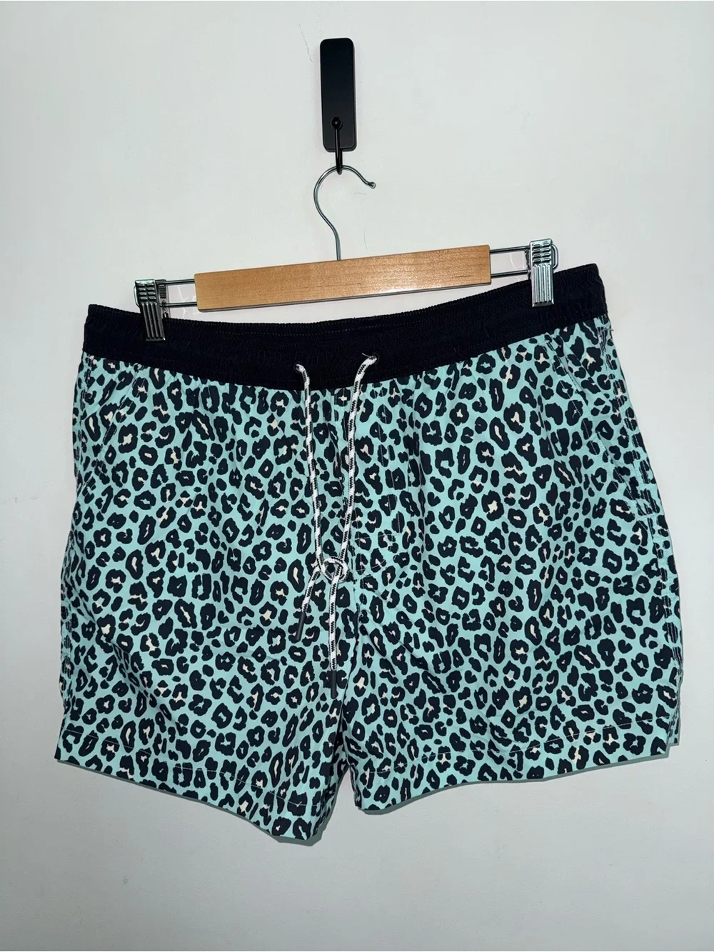 American eagle mens swim trunks cheetah leopard print medium